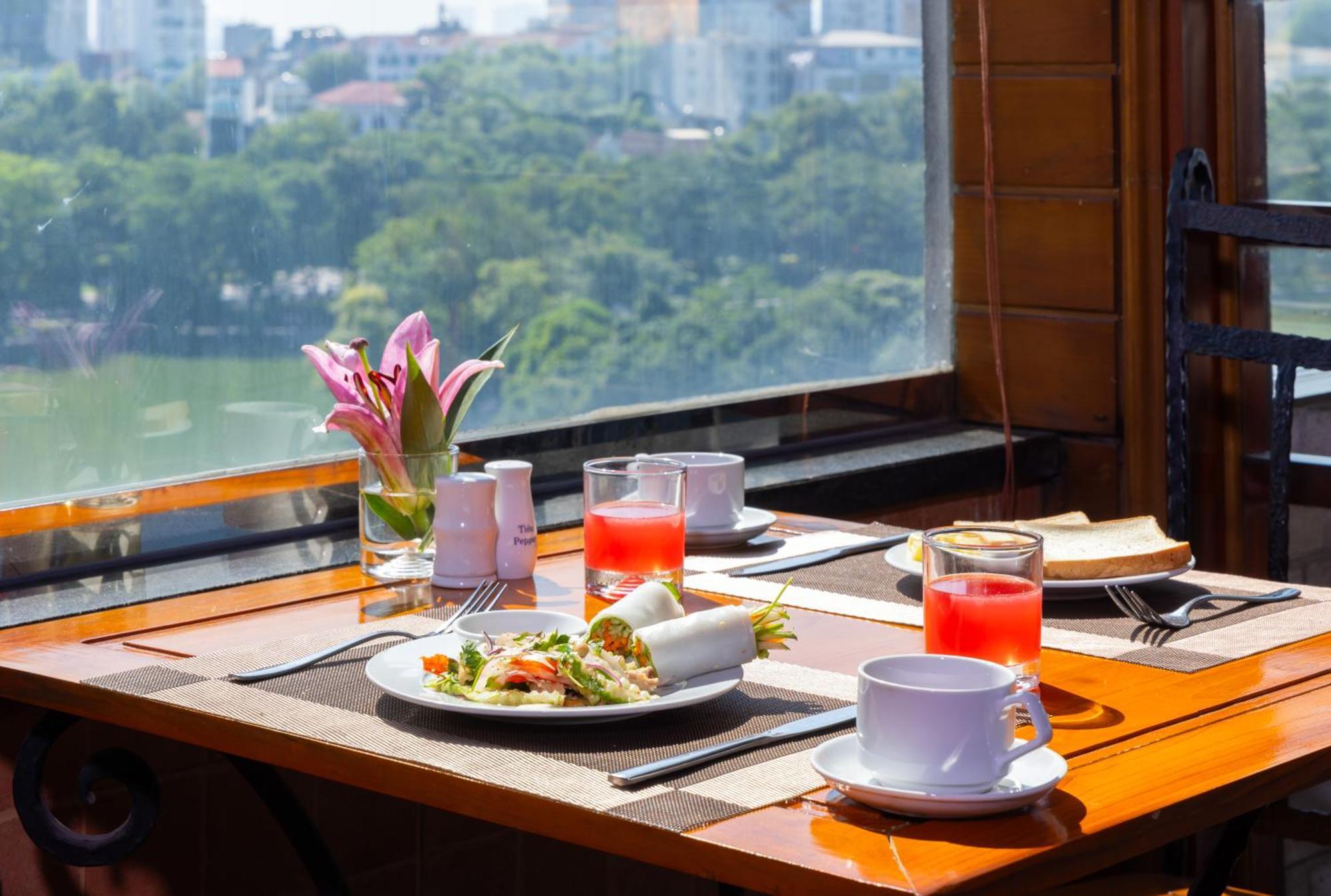 Centre Point Hanoi Hotel Exterior foto